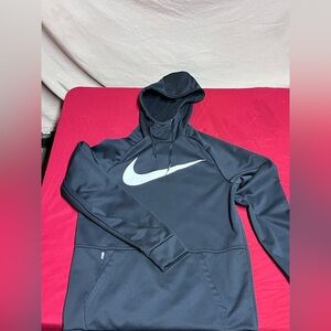 Brand new Nike sweater Small men’s